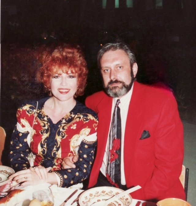 Corina Chiriac, imagini de colecție cu singurul bărbat care a luat-o de soție. "Frumosul meu fost soț, dar mereu prieten". A fost căsătorită patru ani cu Virgil Anastasiu