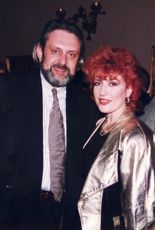 Corina Chiriac, imagini de colecție cu singurul bărbat care a luat-o de soție. "Frumosul meu fost soț, dar mereu prieten". Au rămas în relații bune după divorț