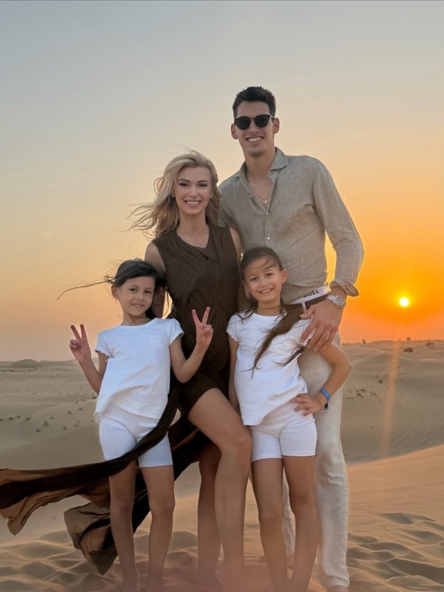 Andreea Bălan și Victor Cornea, sunt în culmea fericirii! Au făcut publică data nunții, după doi ani de relație