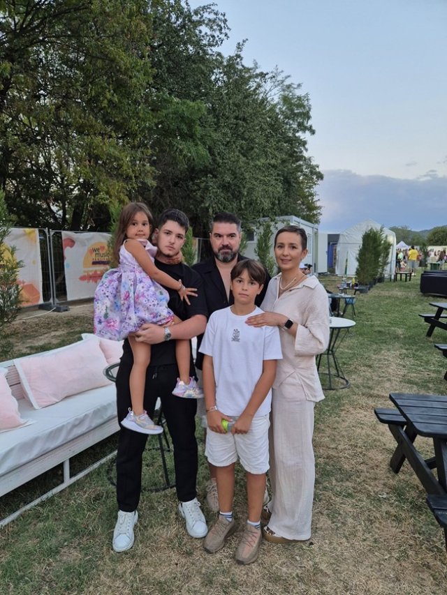 Roxana Moise, fosta concurentă de la Exatlon, a murit la 39 de ani. Trei copii au rămas orfani după ce mama lor a fost răpusă de boală. Avea trei copii