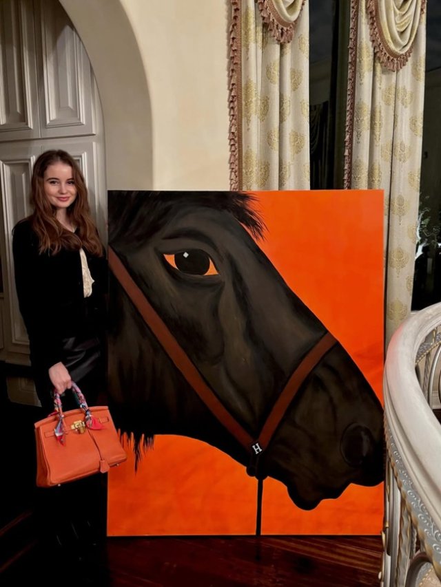 Irina Columbeanu a dat lovitura pe plan financiar. Ce sumă uriașă a primit pentru un tablou pictat de ea la 8 ani, când era în România