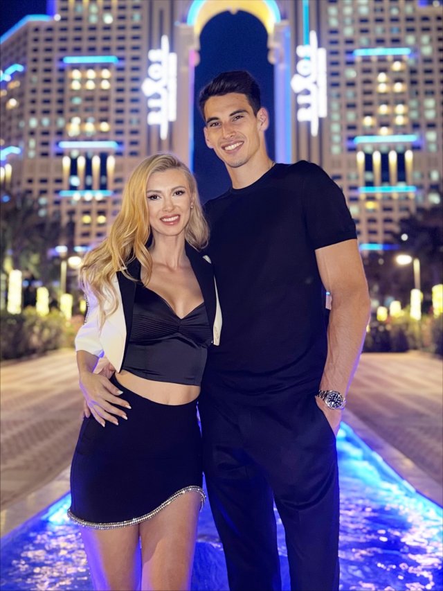 Andreea Bălan a arătat tuturor invitațiile de nuntă. A ales un model rar și cu totul deosebit. Nunta are loc pe 10 mai 2026