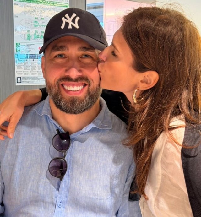 Valeriu Gheorghiță, prima vacanță în formulă completă, cu Monica Bîrlădeanu și copiii. Prima destinație a fost Doha