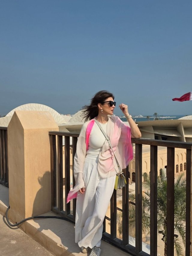 Valeriu Gheorghiță, prima vacanță în formulă completă, cu Monica Bîrlădeanu și copiii. Au în continuare o relație discretă