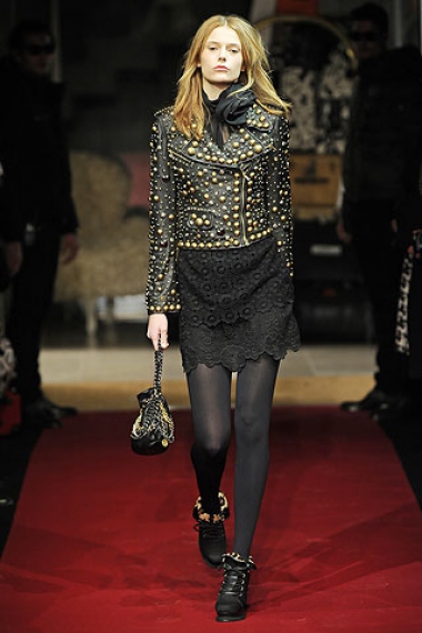 Moschino Cheap & Chic