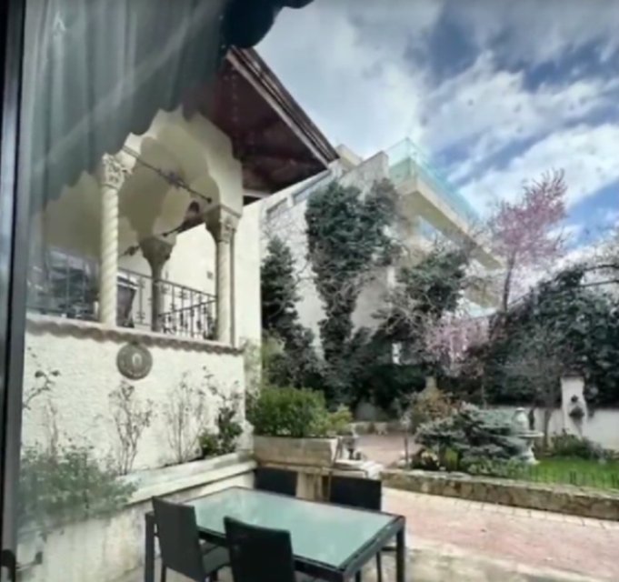 Cum arată casa din Primăverii a lui Gino Iorgulescu. Președintele LPF a pus-o la vânzare cu 10 milioane de euro. Are mai multe spații de relaxare