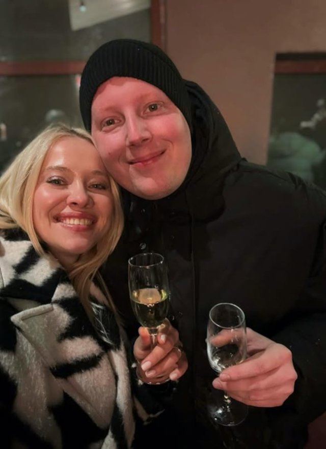 Bubu Cernea, copilul minune al tobelor, a împlinit 32 de ani. E discret cu postările, dar cei dragi l-au sărbătorit și în online. Este căsătorit cu actrița Elena Mogîldea