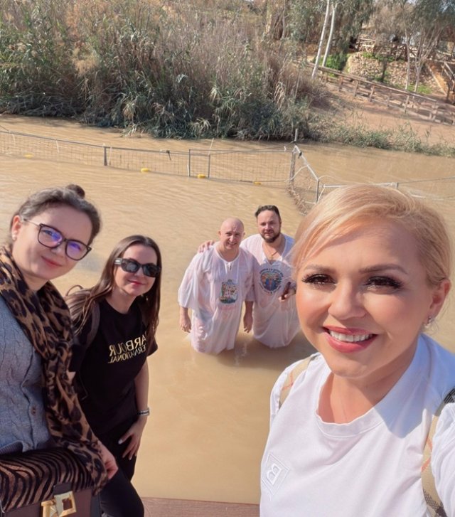 Lupu Rednic s-a botezat în apa Iordanului la 56 de ani. Ce a simțit când a ajuns în Țara Sfântă. S-a bucurat de timp pentru rugăciune