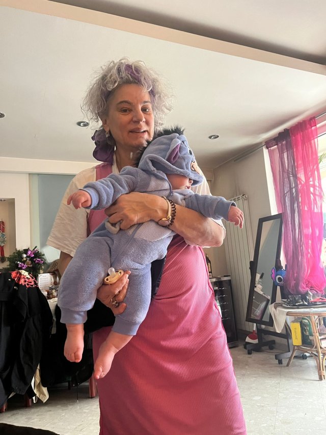 Maia Morgenstern, extrem de prezentă în viața nepotului său. Micuțul Amos Ezra crește sub privirile ei. Micuțul Amos Ezra crește sub privirile ei