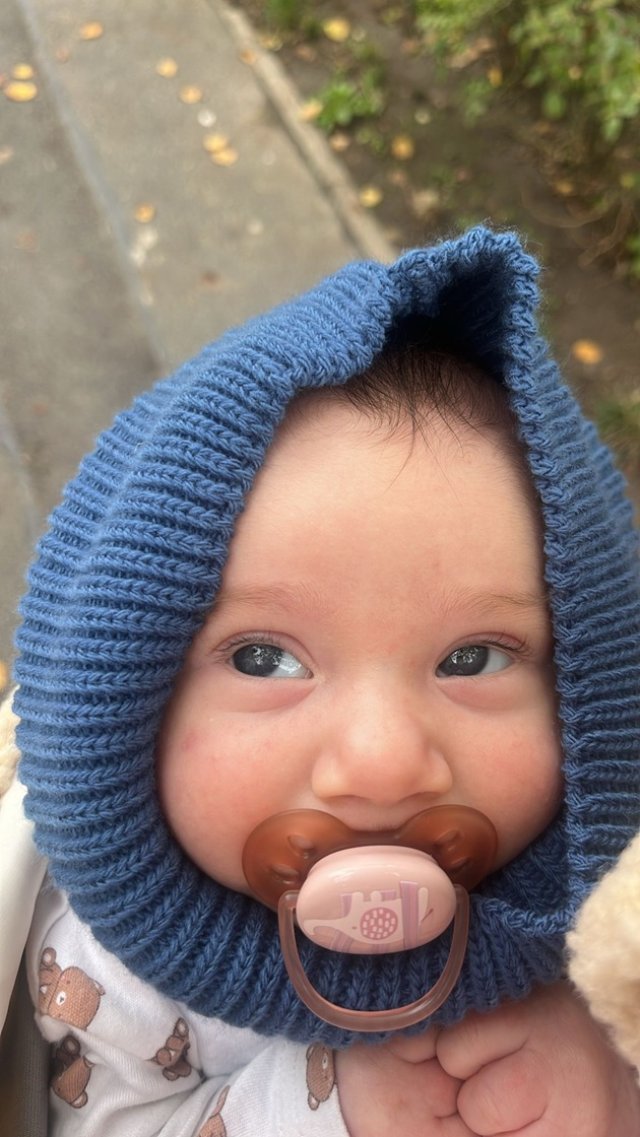 Maia Morgenstern, extrem de prezentă în viața nepotului său. Micuțul Amos Ezra crește sub privirile ei. Băiețelul doarme liniștit în brațele ei