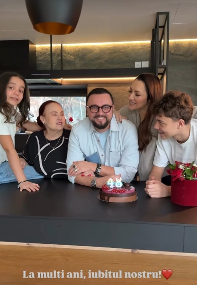 Andra, mesaj extrem de emoționant de ziua lui Cătălin Măruță. "Ești echilibrul nostru, omul care ne adună și ne dă curaj". Prezentatorul TV a primit nenumărate urări în online