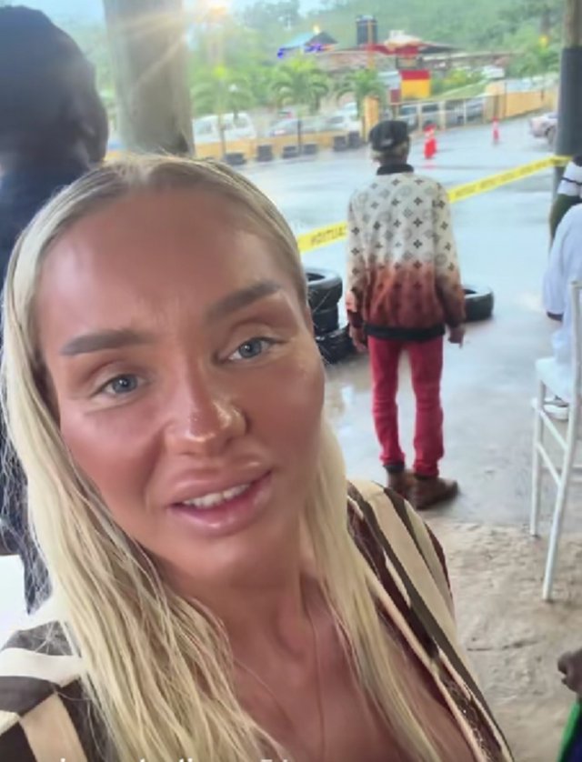 Maria Constantin a ajuns ținta comentariilor răutăcioase după ce s-a postat fără filtre și machiaj. "Doamne ferește, tu ai oglindă. A dovedit că este împăcată cu felul în care arată