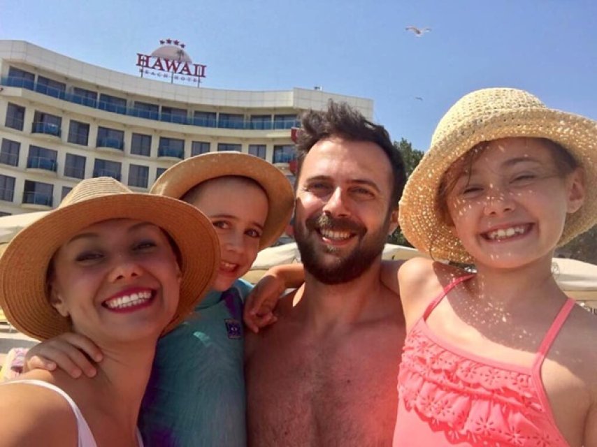 Oana Ioniță și fostul soț au făcut pace. „Războiul dintre noi s-a liniștit”. Nu se mai ceartă cu tatăl fiului ei