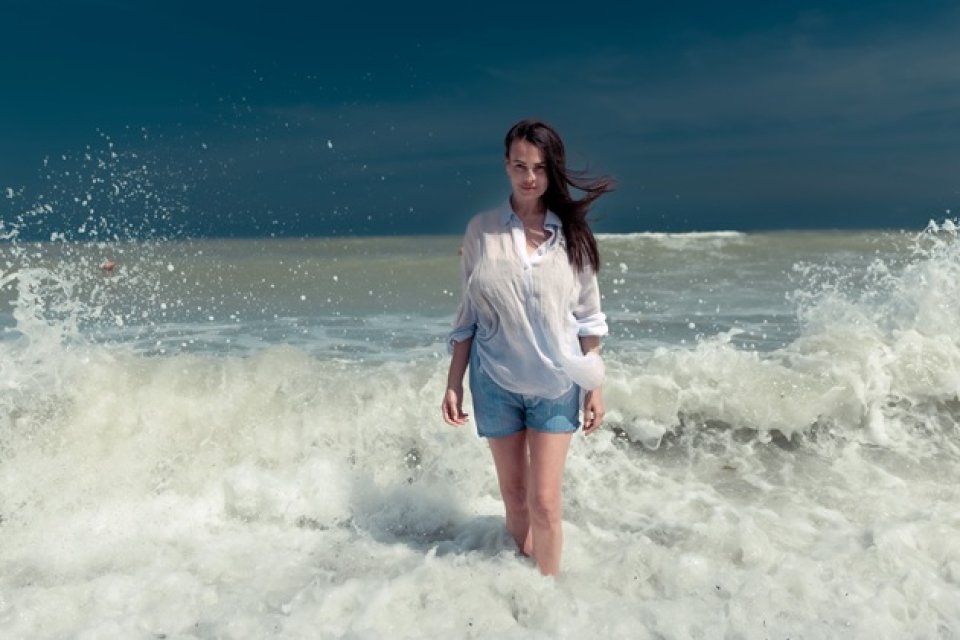 Anca Serea a împlinit 45 de ani. Ce mesaj simplu, dar emoționant i-a transmis Adrian Sînă, soțul ei