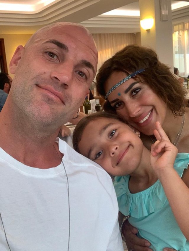 A murit Nicolas Giani, un fotbalist italian de 39 de ani, căsătorit cu o pictoriță româncă. S-a luptat ani întregi cu o boală grea. Avea o fată din căsnicia cu Raluca Giani