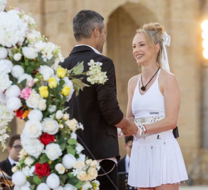 Sandra Izbașa știe cum să-și răsfețe soțul. Cadoul de 18.000 de euro pe care i l-a făcut lui Răzvan Bănică. Relația lor a debutat fulgerător