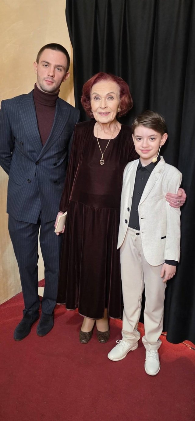 Sanda Țăranu, apariție de senzație la 87 de ani, la un eveniment de cultură