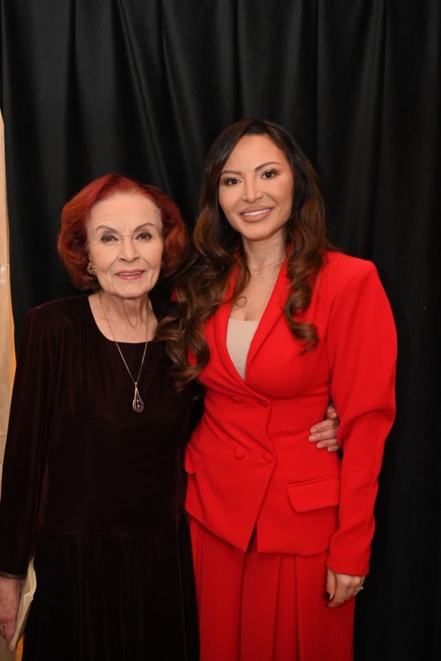 Sanda Țăranu, apariție de senzație la 87 de ani. A purtat bijuterii elegante