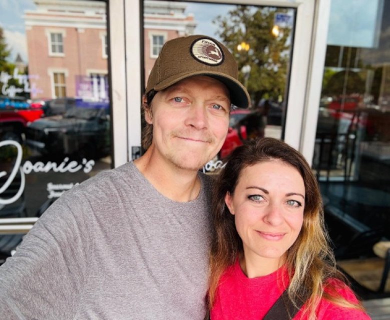 A murit solistul trupei 3 Doors Down, în vârstă de numai 47 de ani. Brad Arnold a fost răpus de o boală nemiloasă. Cancerul i-a ajuns la plămâni