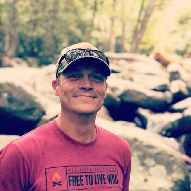 A murit solistul trupei 3 Doors Down, în vârstă de numai 47 de ani. Brad Arnold a fost răpus de o boală nemiloasă. Melodiile sale au ajuns în topurile căutărilor după deces