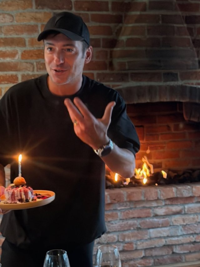 Radu Vâlcan a împlinit 49 de ani. Ce mesaj emoționant i-a transmis Adela Popescu, în vârstă de 39 de ani