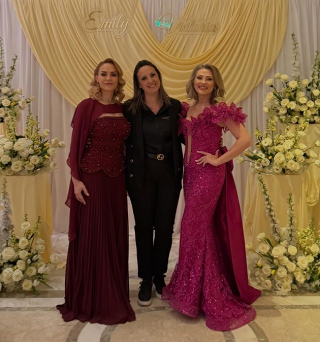 Bunica Gabriela Firea a strălucit la botezul nepoatei sale. Primele imagini de la petrecerea micuței Emily Victoria. Mirela Vaida a publicat primele imagini de la eveniment