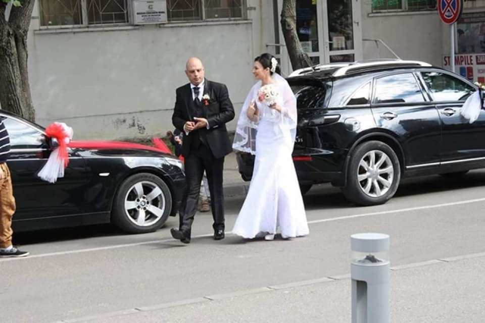 Sorin Iacob, un afacerist din Vaslui, și soția lui însărcinată au murit într-un tragic accident rutier în Iași. Erau împreună de 21 de ani