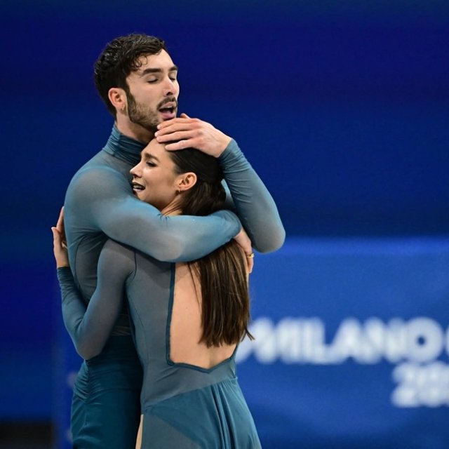 Magie pe gheață. Laurence Fournier Beaudry și Guillaume Cizeron, perechea de aur de la Jocurile Olimpice 2026. Ea și-a luat cetățenia franceză ca să poată concura