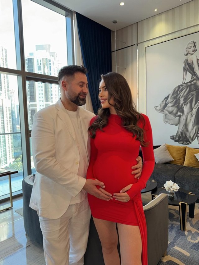 Iustina de la „Insula Iubirii” este însărcinată pentru a doua oară. A dat vestea cea mare în vacanța din Dubai. Nu știu momentan sexul copilului