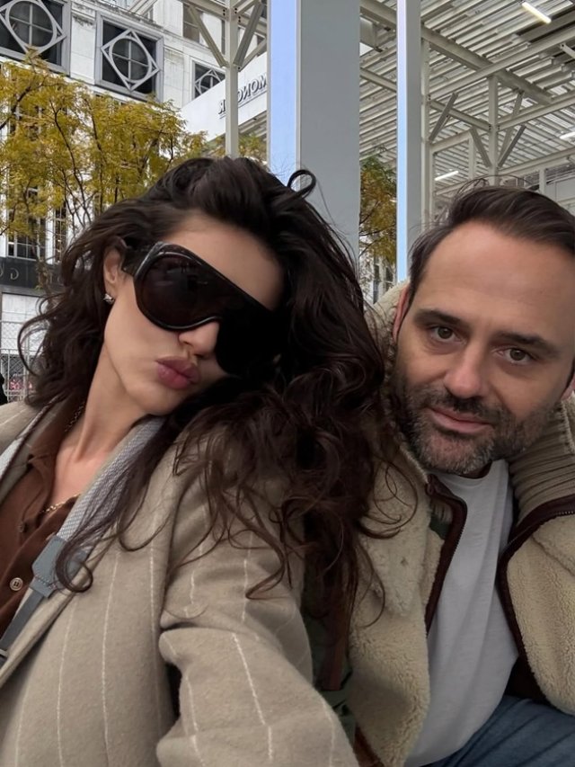 Christina Ich, imagini interzise minorilor pe internet. A pozat aproape complet dezbrăcată alături de iubitul ei, fiul lui Don Pepe