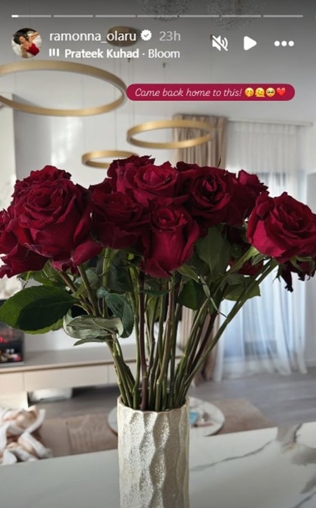 Ramona Olaru iubește din nou. S-a afișat în brațele unui bărbat misterios, care o răsfață cu trandafiri și clătite. A publicat o imagine cu florile primite