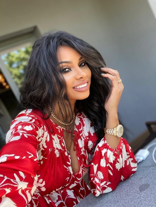 Laurette a trecut prin clipe de coșmar după ce a ajuns imobilizată la pat. Ce dezvăluiri șocante a făcut despre procedura estetică care i-a pus în pericol viața. Recunoaște că a fost cea mai grea încercare a vieții ei