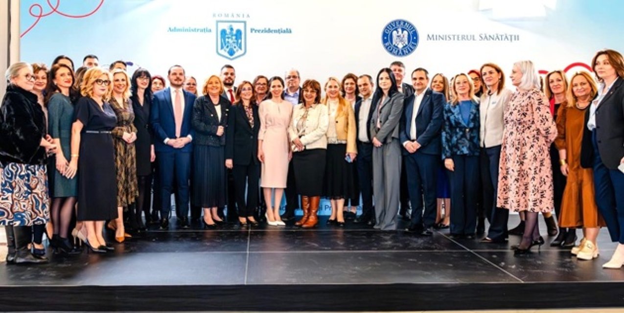 Mirabela Grădinaru, apariție publică într-o ținută de la atelierul Andreei Raicu: „M-a emoționat alegerea ei de a purta din nou aceeași rochie”, care costă 1250 de lei