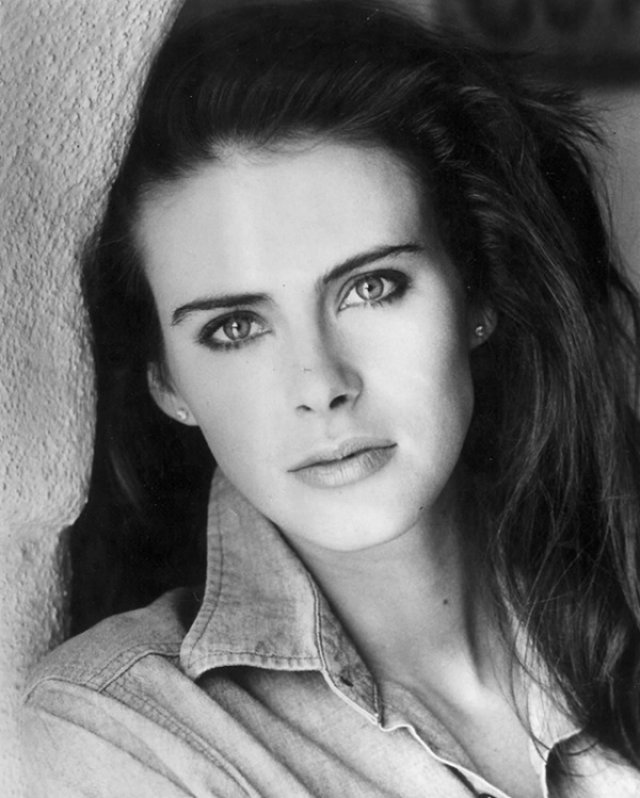 A murit actrița din Dallas, Annabel Schofield după o lungă luptă cu cancerul.