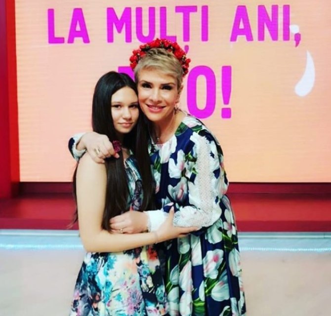 Teo și Maia, postare emoționantă de Ziua Femeii. Cât de mult s-a schimbat tânăra de când a plecat de acasă și a dispărut complet de pe internet. Vedeta nu o cunoaște pe mama biologică a fetei