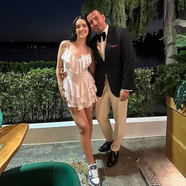 Ce mare și frumoasă a crescut Rania, fata lui Adrian Cristea și a Denisei Nechifor. Femeia nu a cerut pensie alimentară de la fostul iubit