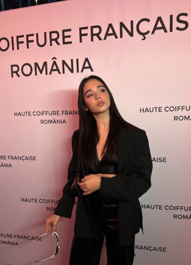 Ianca, fiica lui Răzvan Simion, diagnosticată cu o boală grea. „A început să îmi afecteze calitatea vieții”. Este urmărită de zeci de mii de persoane pe rețelele sociale