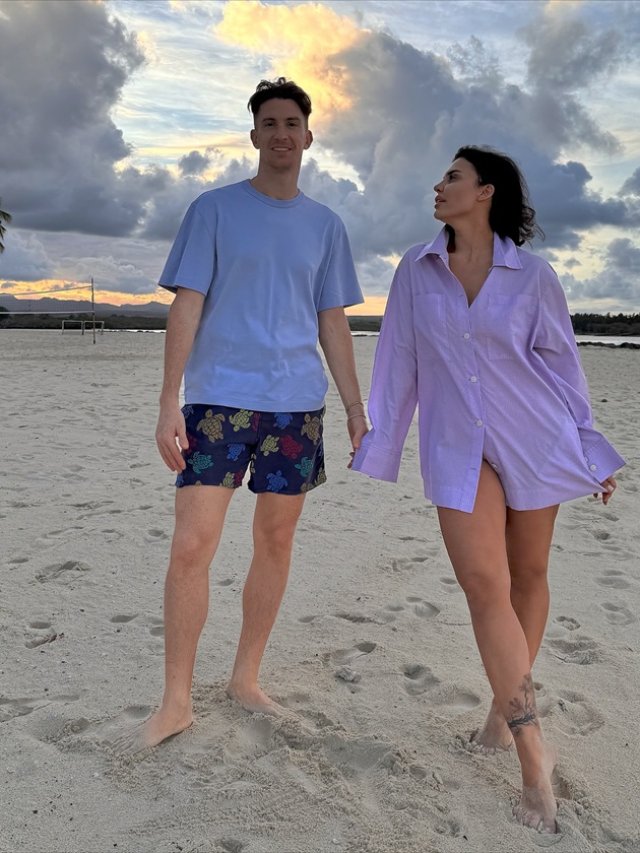 Andreea Popescu și Rareș Cojoc au divorțat. „Din păcate nu ne-am mai iubit”. Fosta dansatoare a Deliei a confirmat divorțul