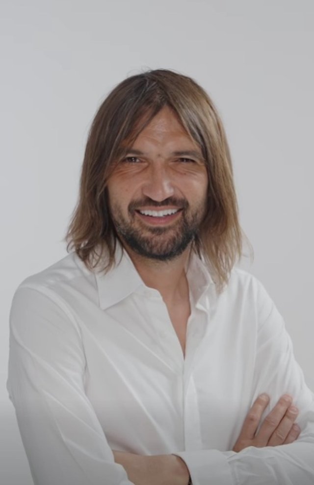 Dan Alexa, complet schimbat după Asia Express. A slăbit 13 kg și și-a pus fațete. Medicul care s-a ocupat de lucrare a arătat imagini cu transformarea