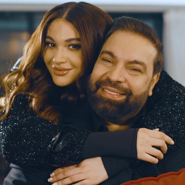 Reacția lui Betty Salam după ce a fost acuzată că și-a lăsat fiul în grija tatălui: „Decizia îi aparține copilului”. Aceasta a transmis un mesaj ferm în online