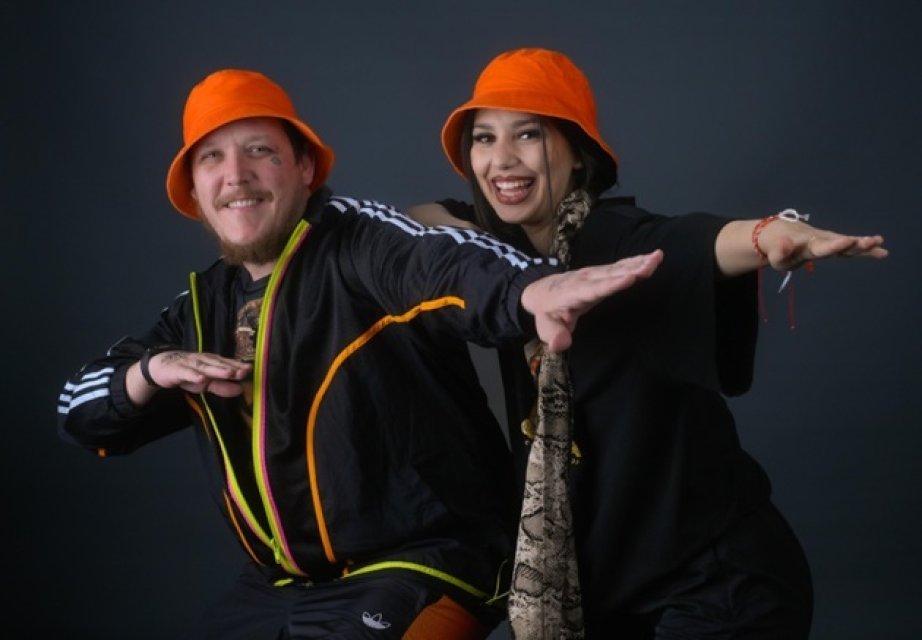 What's UP și soția lui Miky