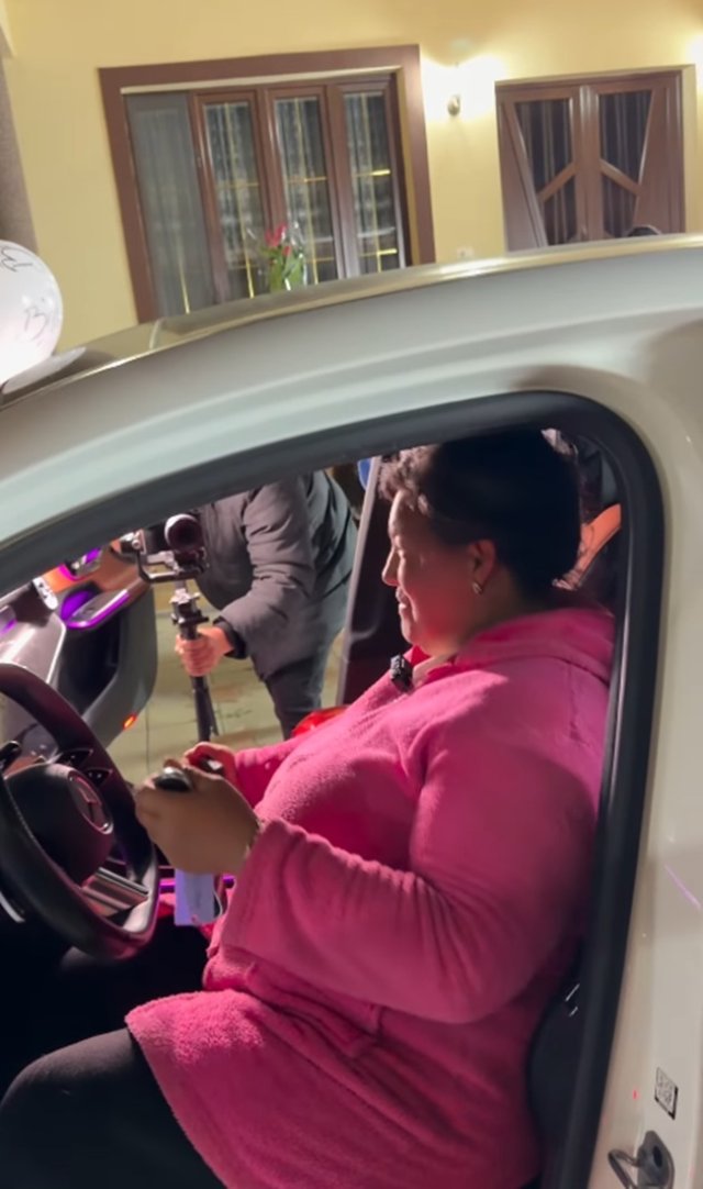 Mama Geta, cea mai răsfățată mamă din România! Ce cadou de zeci de mii de euro i-au făcut copiii ei, care au vrut să o răsplătească