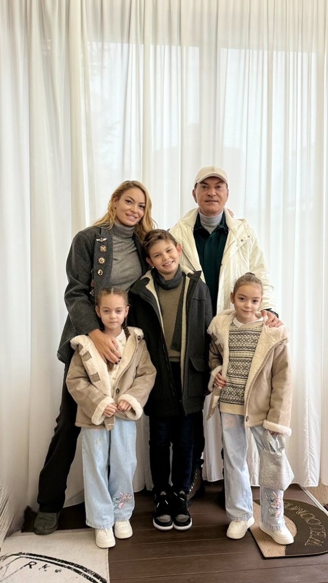 Valentina Pelinel, adevărul gol-goluț despre secretul căsniciei cu Cristi Borcea. Afaceristul a declarat recent că soția lui nu are acces la avere. Formează o familie numeroasă
