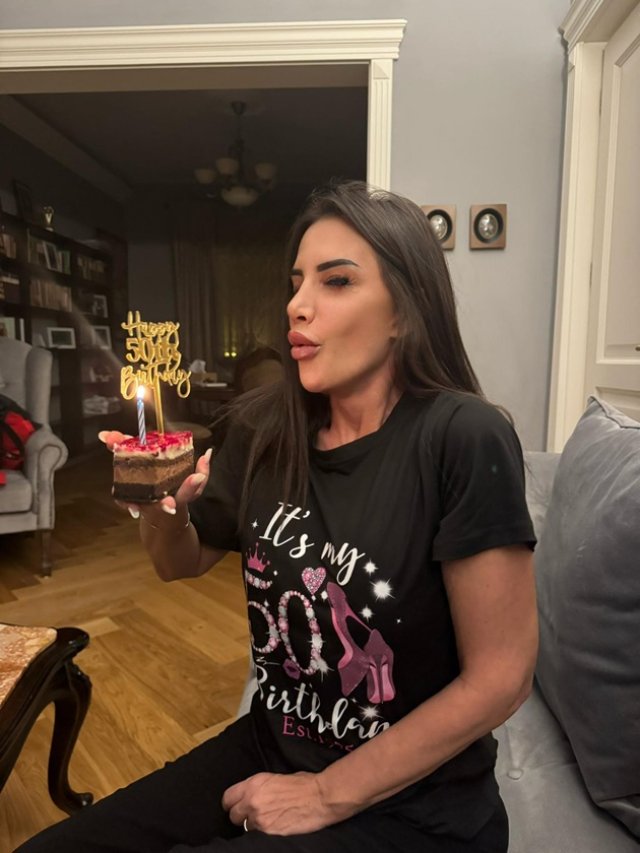 Mara Bănică trăiește pe picior mare într-o vilă de lux din centrul Bucureștiului. Cum arată casa-muzeu a jurnalistei, în care se află obiecte pline de amintiri