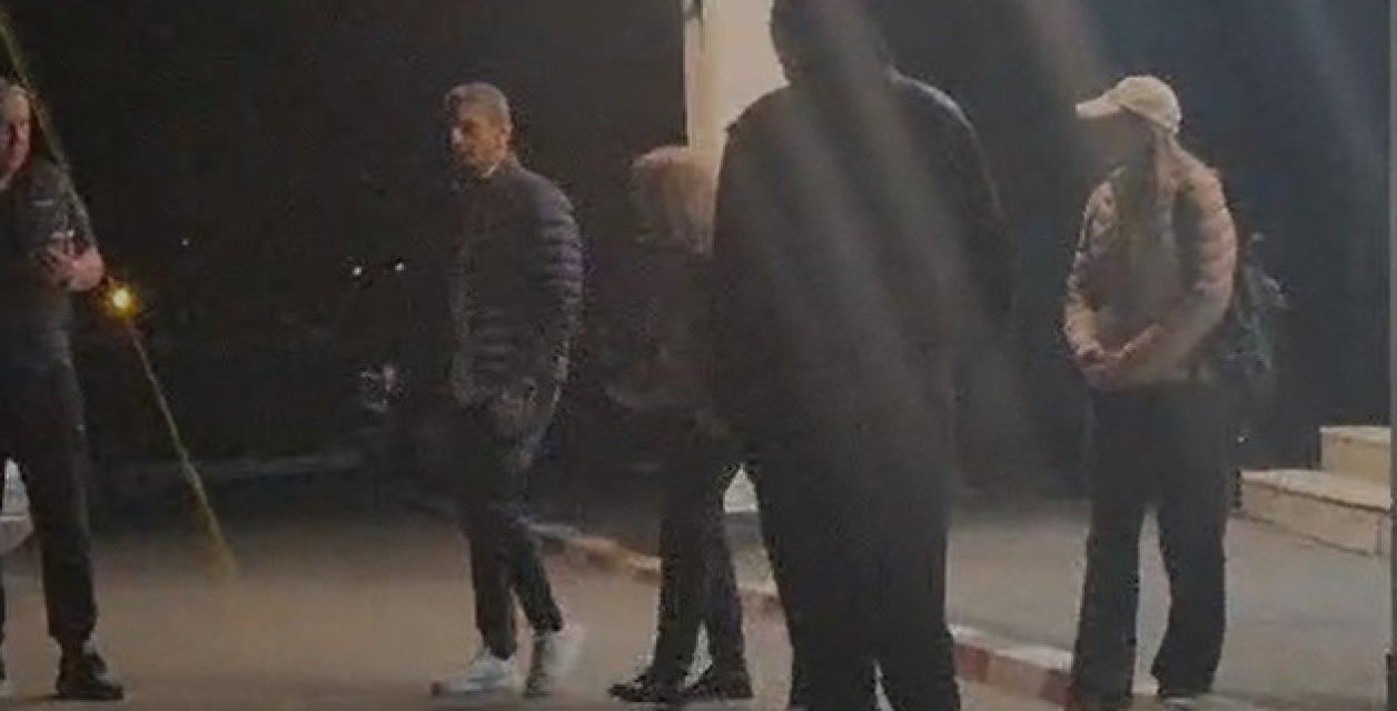 Răzvan Lucescu și mama lui au fost alături de Mircea Lucescu în ultimele clipe de viață. Imaginile durerii de la Spitalul Universitar cu fiul antrenorului