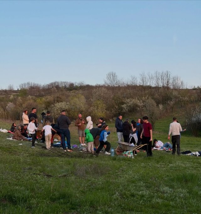 Adela Popescu și Radu Vâlcan, sărbători de vis la Șușani. „Am avut casa plină”. Au stat 10 zile la țară