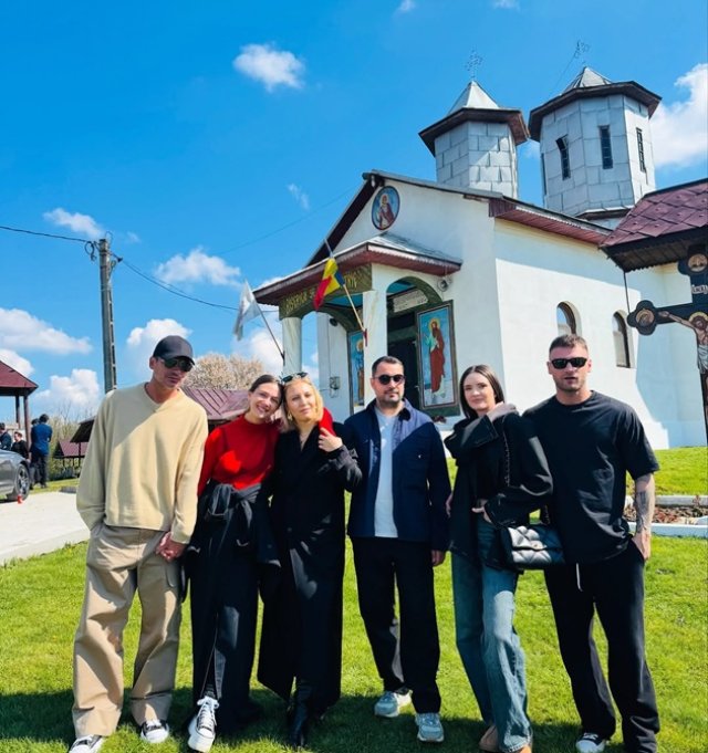 Adela Popescu și Radu Vâlcan, sărbători de vis la Șușani. „Am avut casa plină”. Au mers la biserică