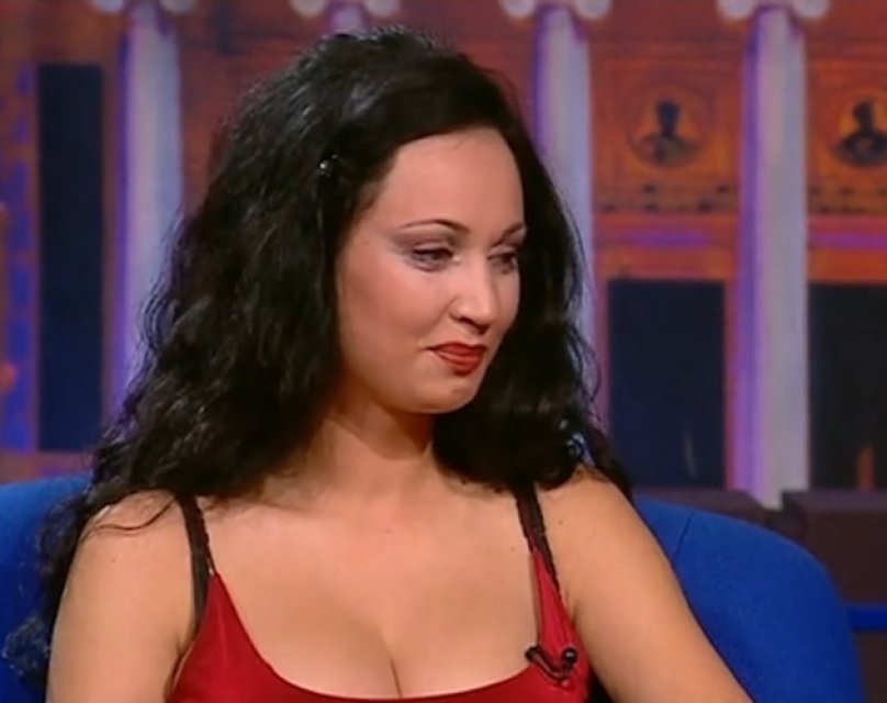 Cum arăta Nicoleta Luciu la 20 de ani. Era asistentă la Terapie Intensivă. În 1999 a câștigat Miss România