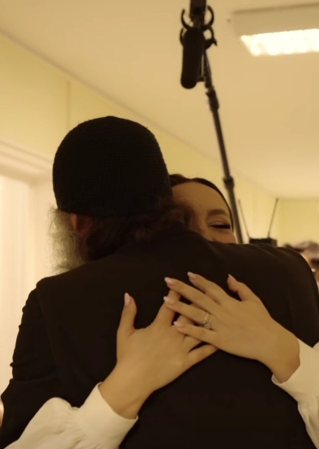 Andra Măruță a avut parte de o surpriză de proporții înainte de concertul "Tradițional". A spus rugăciunea "Tatăl nostru" în culise, alături de părintele Pimen Vlad. A fost copleșită de emoții