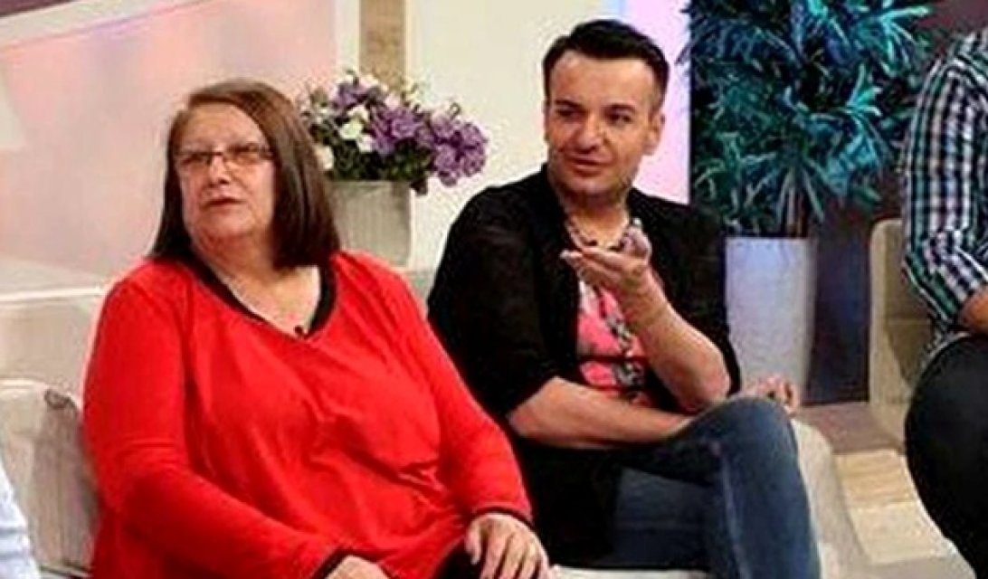 Cum trăiește mama lui Răzvan Ciobanu, la 7 ani de la decesul designerului. Duce mai departe o afacere începută alături de el: „Camerele au rămas așa cum le-a amenajat el”. Elena Ciobanu duce afacerea familiei mai departe